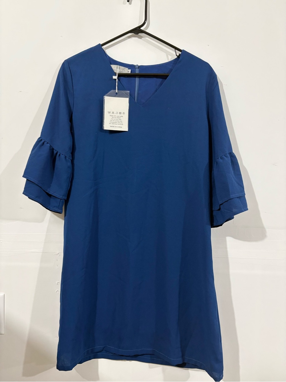 Elegant Navy Short-Sleeve Ruffle Shift Dress